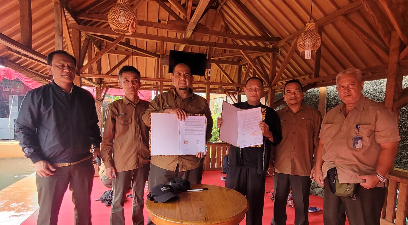 Perhutani Bersama CV Gilang Kencana Tanda-tangani PKS Wisata Curug Cijalu Di Subang