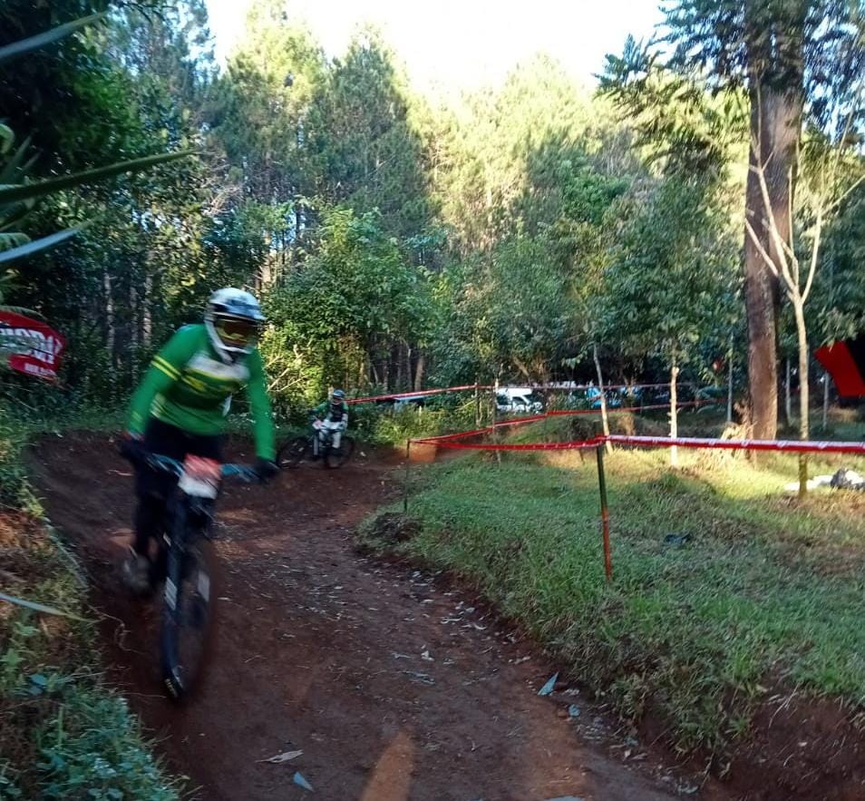 Kumham-Bank Negara Indonesia (BNI) Downhill Challenge 2024 di Cikole, pada hari Minggu (09/06).