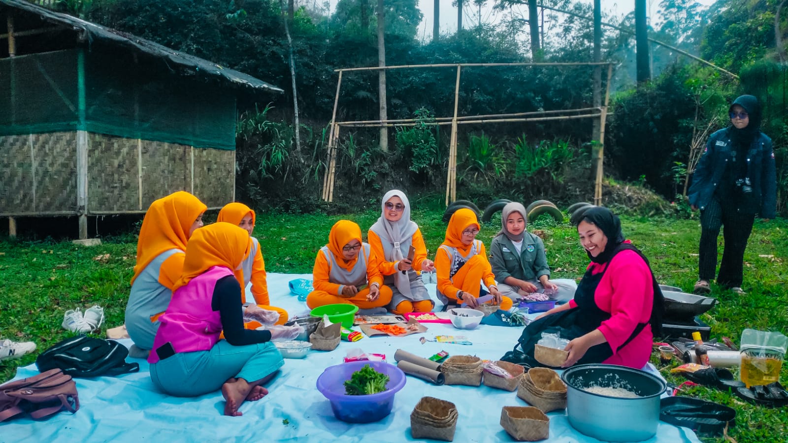 Akang Ewon bersama Mahasiswa UPI gelar Cooking Fun