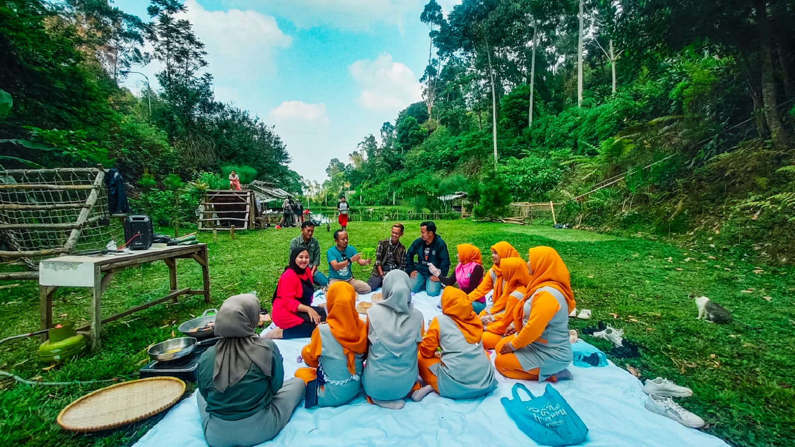 Akang Ewon bersama Mahasiswa UPI gelar Cooking Fun